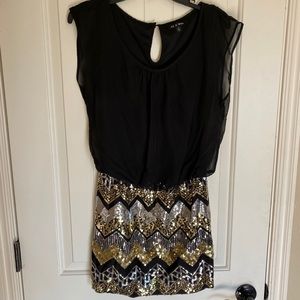 Black/gold sequins dress